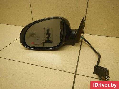 Зеркало левое электрическое Volkswagen Passat B5 2001г.  - Фото 1
