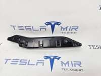 1493771-00 кронштейн крепления бампера переднего к Tesla model Y Арт 21072