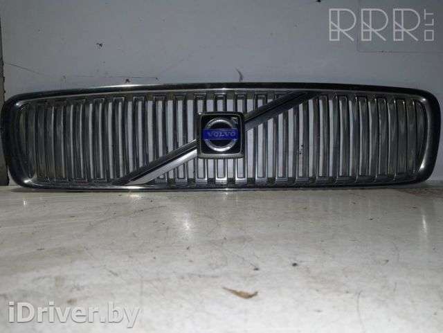 Решетка радиатора Volvo V70 2 2003г. 8659875 , artVYT13712 - Фото 1