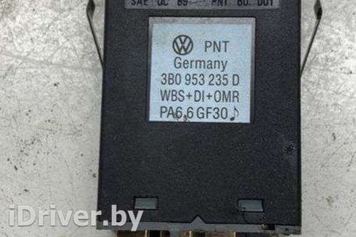 Кнопка аварийной сигнализации Volkswagen Passat B5 1999г. 3B0953235D , art10352101 - Фото 1