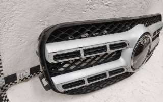 Молдинг (рамка) решетки радиатора Mercedes GLS X167 2019г. A1678881100 - Фото 2