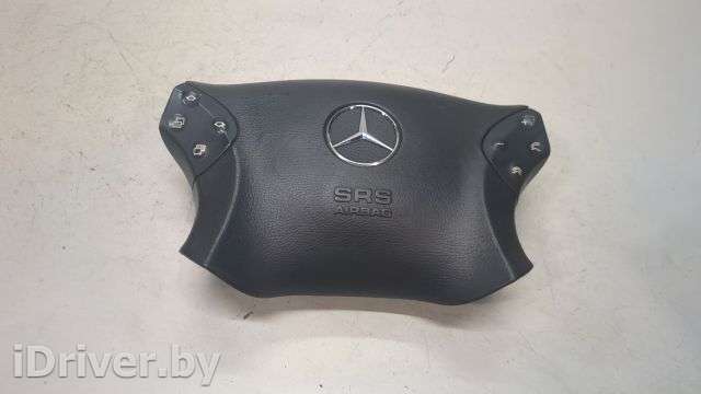 Подушка безопасности водителя Mercedes C W203 2003г.  - Фото 1