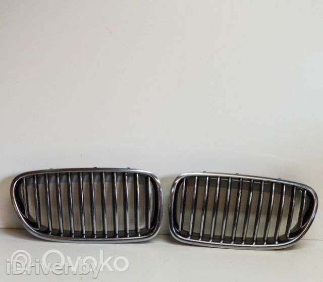 Решетка радиатора BMW 5 F10/F11/GT F07 2012г. 7200727, 7200728 , artTDS125835 - Фото 1