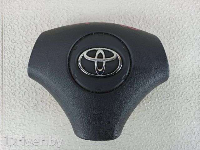 Airbag водителя Toyota Noah   - Фото 1
