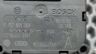 Моторчик заслонки печки Audi A6 C6 (S6,RS6) 2005г. 4F0820511A, 0132801359 - Фото 4