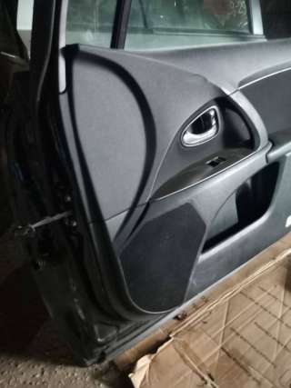 Обшивка двери передней правой (дверная карта) Toyota Avensis 3 2014г.  - Фото 4