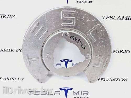 Кожух защитный тормозного диска задний правый Tesla model 3 2023г. 1044666-00 - Фото 1