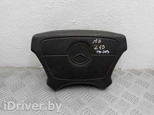 Подушка безопасности водителя Mercedes E W210 1996г. 1404601198 - Фото 1