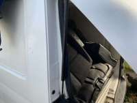 Амортизатор багажника Volkswagen Transporter T5 2005г.  - Фото 3