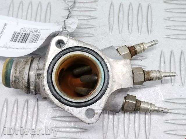 Подогреватель охлаждающей жидкости (антифриза) Volkswagen Passat B5 2001г. 038121145, 038121145 - Фото 1