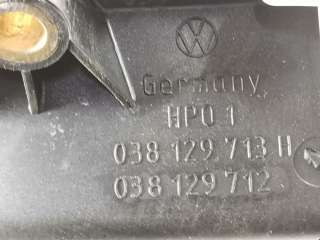 Коллектор впускной Volkswagen Caddy 2 2001г. 038129713H, 038129713H - Фото 7