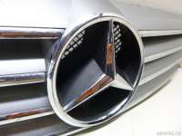Решетка радиатора Mercedes E W211 2004г. 20988001237246 Mercedes Benz - Фото 2
