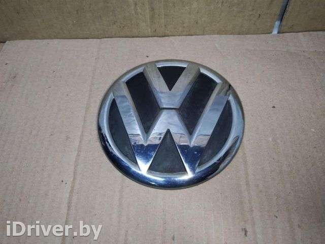 Эмблема Volkswagen Sharan 2 2011г. 7P6853630 - Фото 1