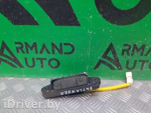 Кнопка двери багажника Mitsubishi Outlander 3 2012г. 5810A077 - Фото 1