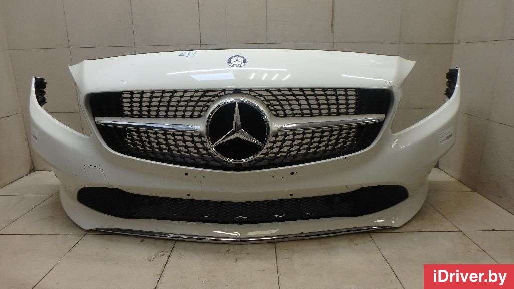 Бампер передний Mercedes A W176 2013г.   - Фото 1