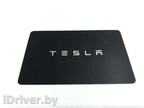 Ключ-карта Tesla model Y 2020г. 1104284-00-F,1131087-00-G - Фото 1