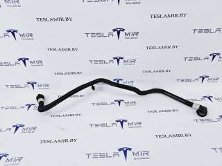 Патрубок радиатора передний Tesla model 3 2021г. 1501332-00 - Фото 2