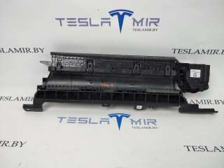Дефлектор обдува салона Tesla model Y 2020г. 1083320-00 - Фото 2