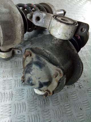 Стойка амортизатора задняя Volkswagen Touareg 2 2011г.  - Фото 7