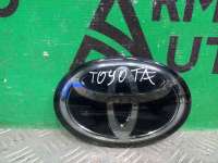9097502160, 90975A2009 эмблема к Toyota Camry XV70 Арт ARM301948