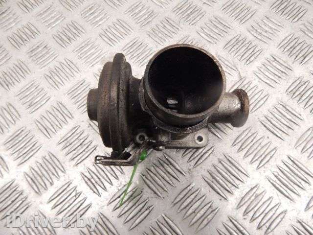 Клапан вентиляции картерных газов BMW 3 E46 2005г. 11717785452 - Фото 1