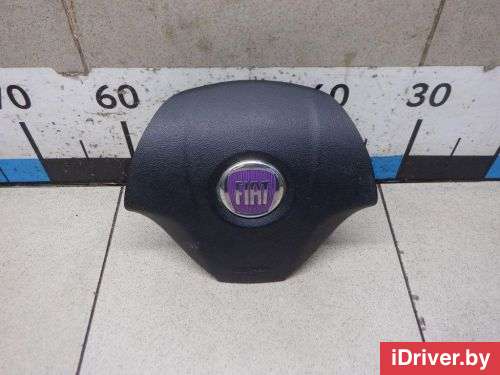 Подушка безопасности в рулевое колесо Fiat Grande Punto 2006г. 735504135 - Фото 1