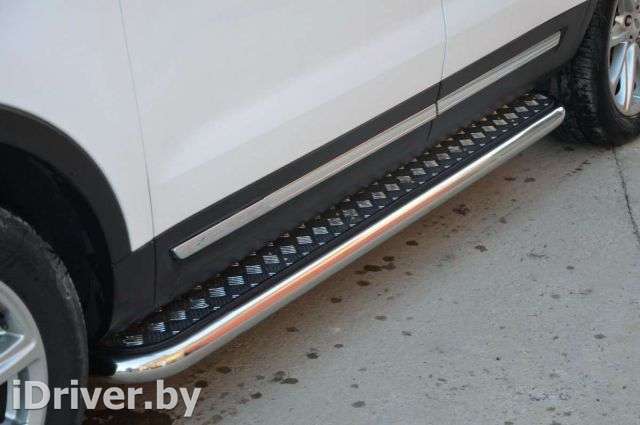 Накладка на порог площадки с накладным алюминиевым листом Hyundai IX35 2003г.  - Фото 1