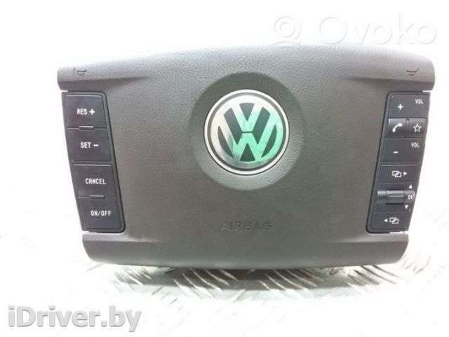 Подушка безопасности водителя Volkswagen Touareg 1 2005г. 7l6880201ct , artRAG24951 - Фото 1