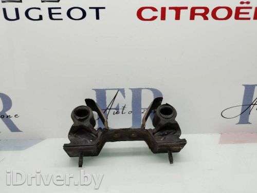 Кронштейн глушителя Citroen C4 2 2013г.  - Фото 1