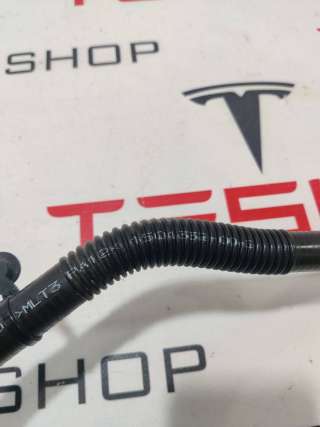 Патрубок (трубопровод, шланг) Tesla model Y 2021г. 1501332-00-A - Фото 3