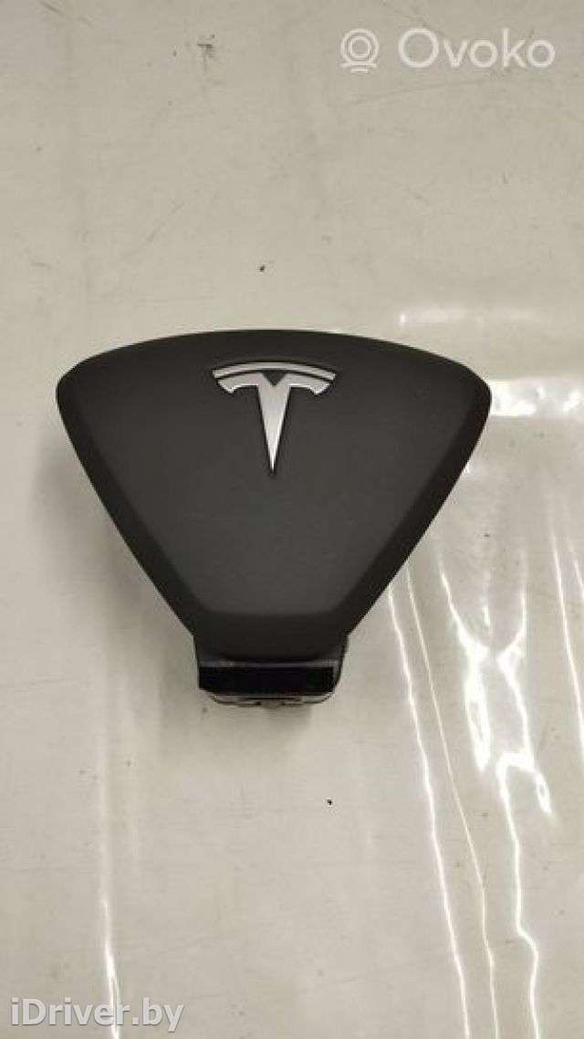 Подушка безопасности водителя Tesla model S 2017г. 0589p1000895, aagb57j1620603 , artGRB2370 - Фото 1