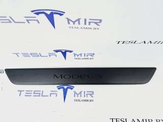 1494301-00 Накладка на порог к Tesla model Y Арт 21611