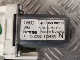 Моторчик стеклоподъемника задний правый Audi Q7 4L 2009г. 4L0959802B - Фото 3