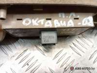 Накладка блока управления стеклоподъемниками Skoda Octavia A5 2007г. 1z1867171, 1z0959858a - Фото 5