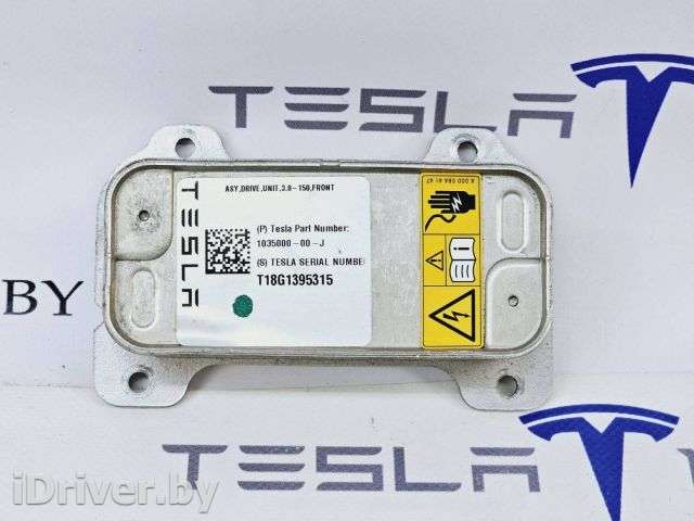 Теплообменник масляного фильтра Tesla model S 2018г. 1035000-00 - Фото 1