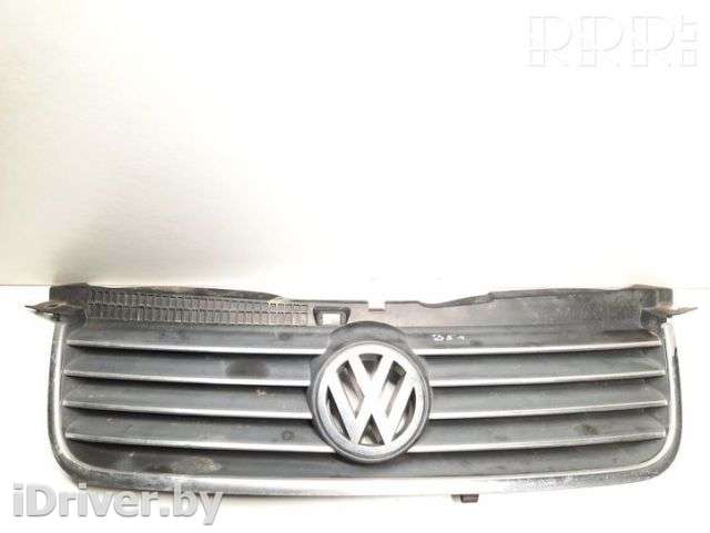 Решетка радиатора Volkswagen Passat B5 2003г. 3b0853651l , artTMO2981 - Фото 1