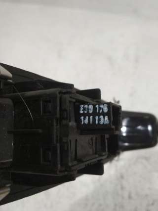 Кнопка стеклоподъемника Renault Megane 3 2012г. Е30176 - Фото 2