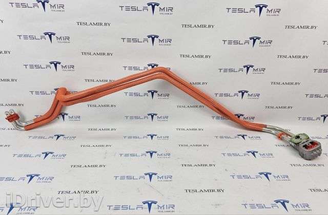 порт зарядный Tesla model Y 2022г. 1507804-00,1507803-00,1507801-00,1501773-10,1533982-00,1533981-00 - Фото 1