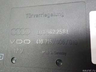 Блок управления центральным замком Audi TT 1 2003г. 4B0962258L VAG - Фото 4