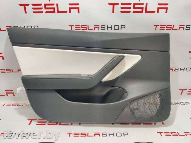 Обшивка двери передней левой (дверная карта) Tesla model 3 2019г. 1106601-01-D,1477302-91-C,1094957-01-C,1105093 - Фото 1