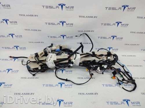 проводка салона Tesla model 3 2020г. 1067954-00,2067954-00,4067954-00 - Фото 1