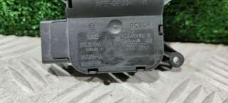 Моторчик заслонки печки Skoda Octavia A5 2006г. 0132801345, 1K0907511 - Фото 3