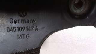 Защита (кожух) ремня ГРМ Volkswagen Passat B6 2006г. 045109147a - Фото 2