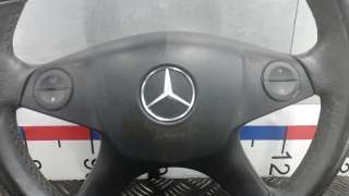 Рулевое колесо Mercedes C W204 2008г.  - Фото 4