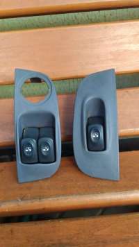  Кнопки стеклоподьемников к Renault Megane 1 Арт 20902779