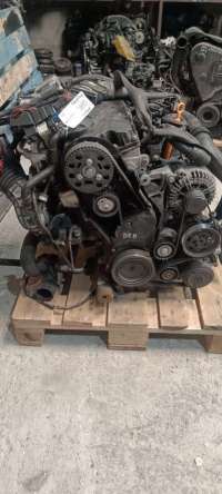 BRB Двигатель к Audi A4 B7 Арт 67399286