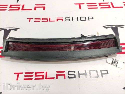 стоп-сигнал Tesla model 3 2019г. 1077405-00-F - Фото 1