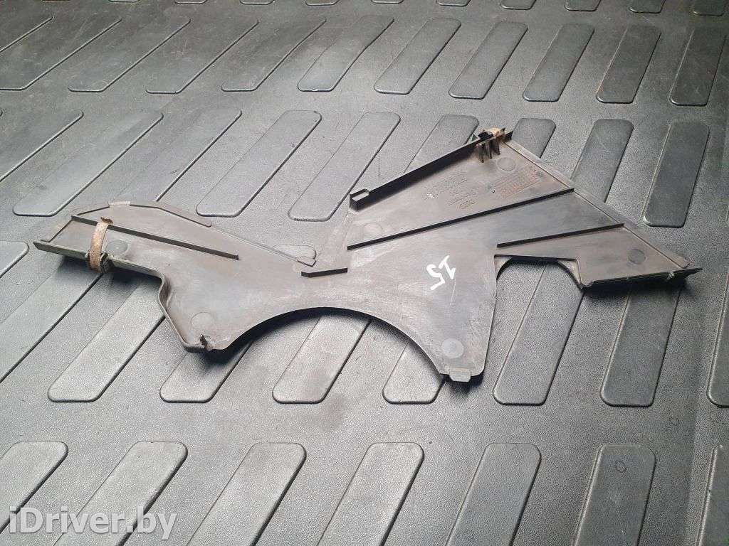 Защита (кожух) ремня ГРМ Audi A8 D3 (S8) 2009г. 077109121C  - Фото 5