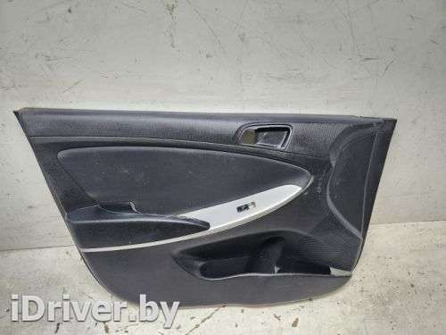обшивка двери Hyundai Solaris 1 2011г. 82350-4L010 - Фото 1