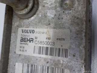 Радиатор масляный Volvo XC90 1 2013г. 31201912 Volvo - Фото 2